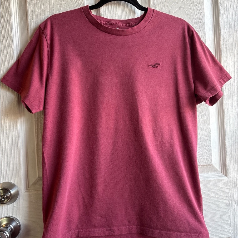 Hollister Co. | Burgundy T-shirt - Medium